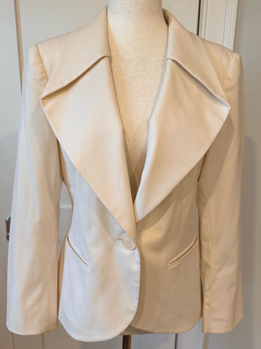 Lafayette 148 New York Cream Tailored Blazer